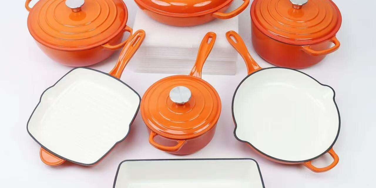 Red Enamel 7-Piece Cast Iron Cookware Set with Casserole and Lid